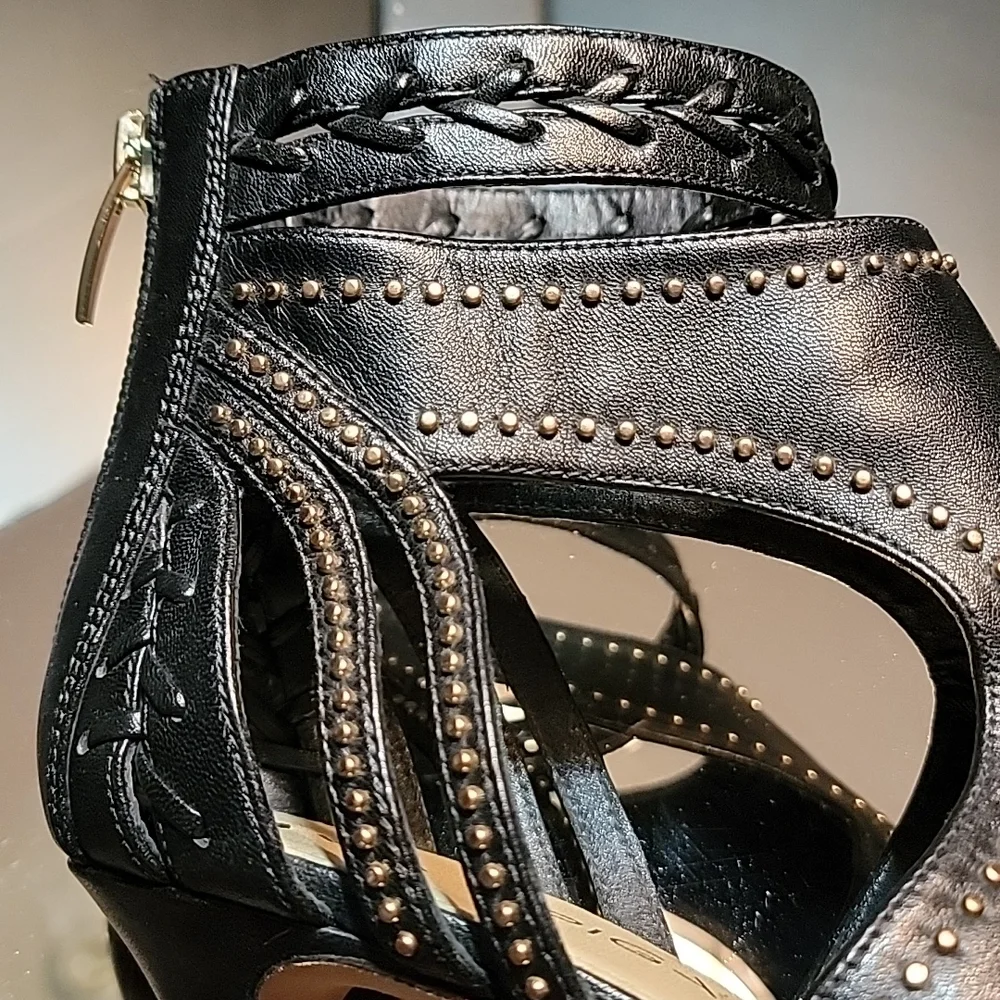 VIA Spiga ,black leather ,caged with gold studs , 37.5 . - Picture 10 of 11